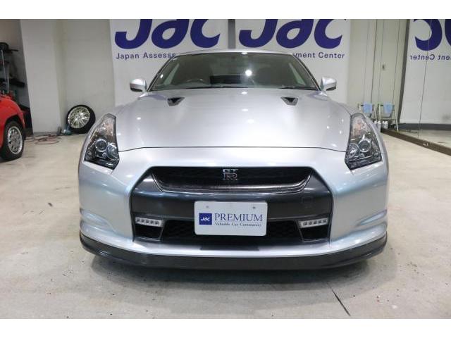 Nissan GT-R 2008-10 7816057-9