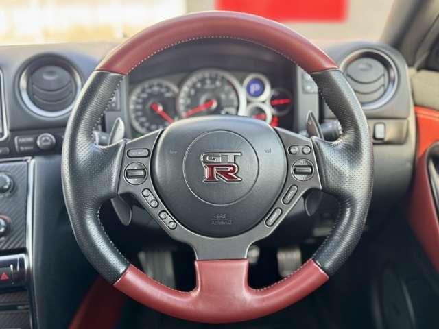 Nissan GT-R 2014-07 7823253-15