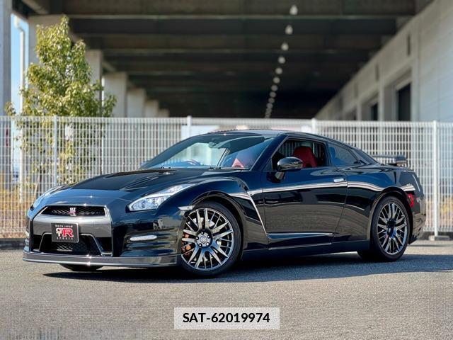 Nissan GT-R 2016-03 7823254-0