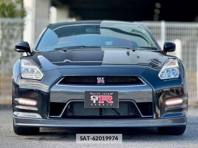Nissan GT-R 2016-03 7823254-2