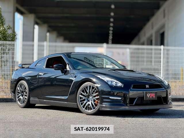 Nissan GT-R 2016-03 7823254-6