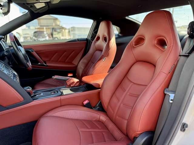 Nissan GT-R 2014-01 7823256-12