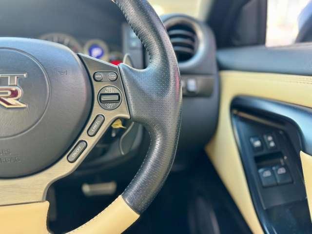 Nissan GT-R 2015-05 7823258-19