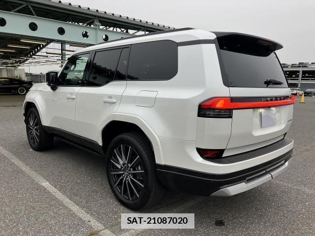 Lexus GX 2025-07 7817977-1