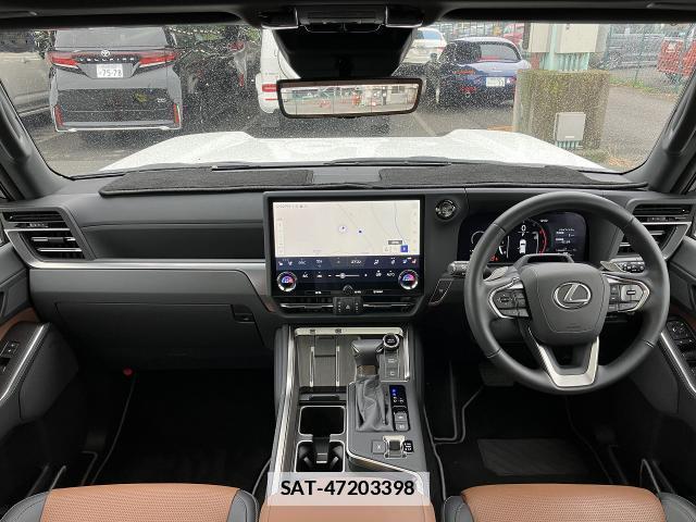 Lexus GX 2025-06 7818036-2