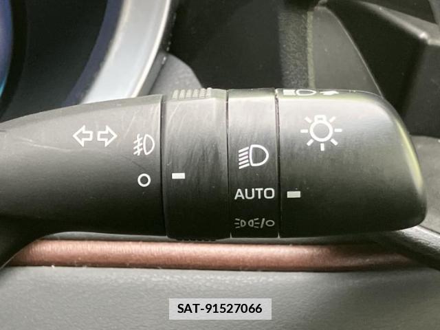 Toyota HARRIER HYBRID 2021-04 7820904-15