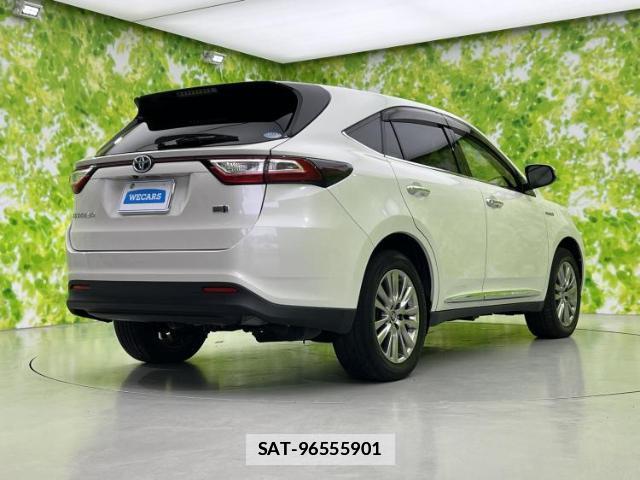 Toyota HARRIER HYBRID 2018-08 7821349-2