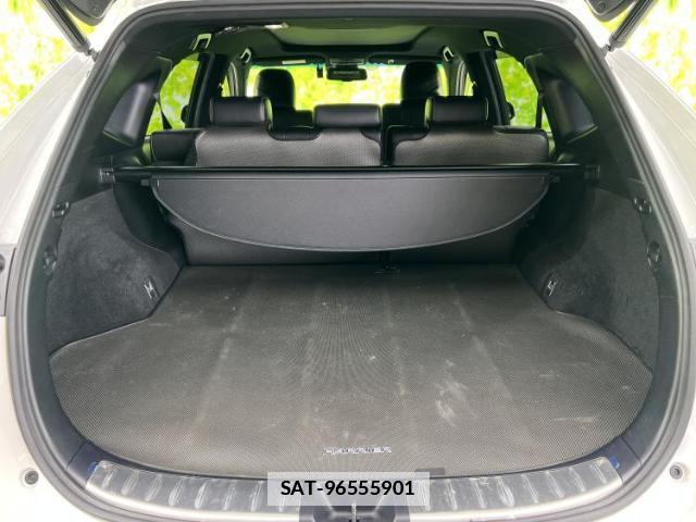 Toyota HARRIER HYBRID 2018-08 7821349-7