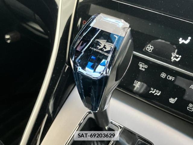 Toyota HARRIER HYBRID 2018-05 7822639-13
