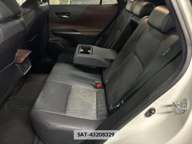 Toyota HARRIER 2022-03 7811460-6