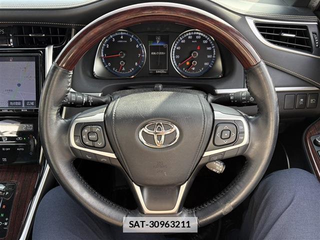 Toyota HARRIER 2016-11 7812371-15