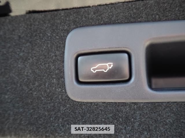 Toyota HARRIER 2014-11 7812897-14