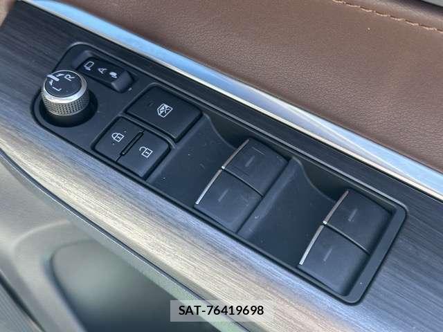 Toyota HARRIER 2024-04 7814140-17