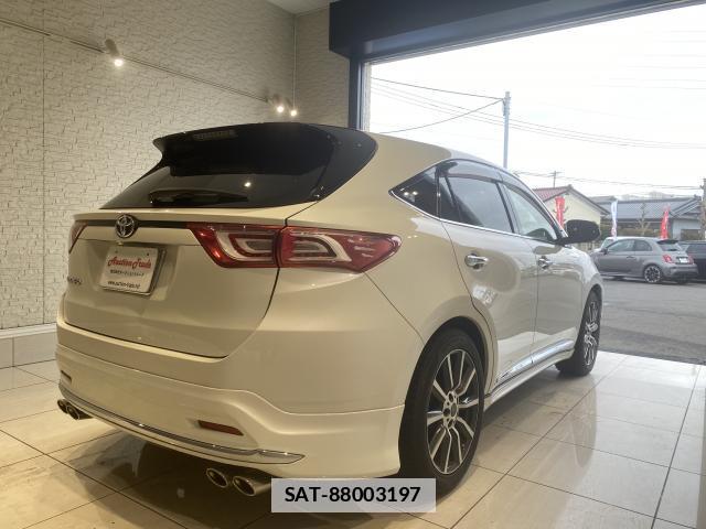 Toyota HARRIER 2015-11 7814637-1