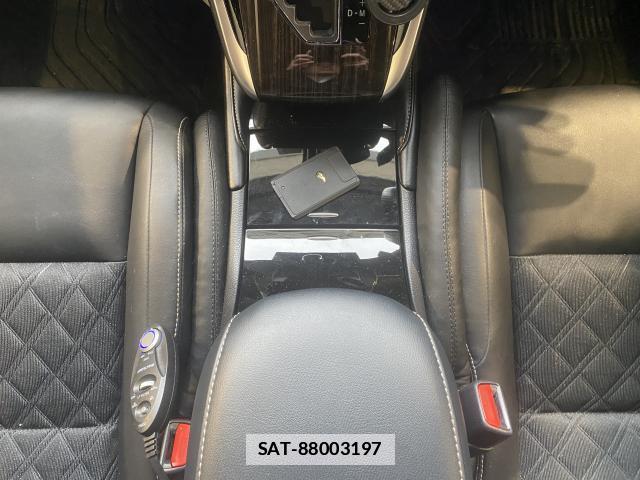 Toyota HARRIER 2015-11 7814637-11