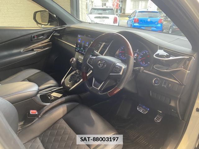 Toyota HARRIER 2015-11 7814637-15