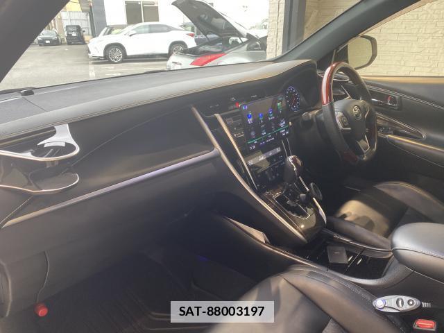Toyota HARRIER 2015-11 7814637-16