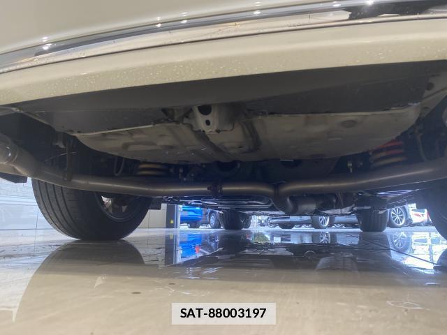 Toyota HARRIER 2015-11 7814637-9