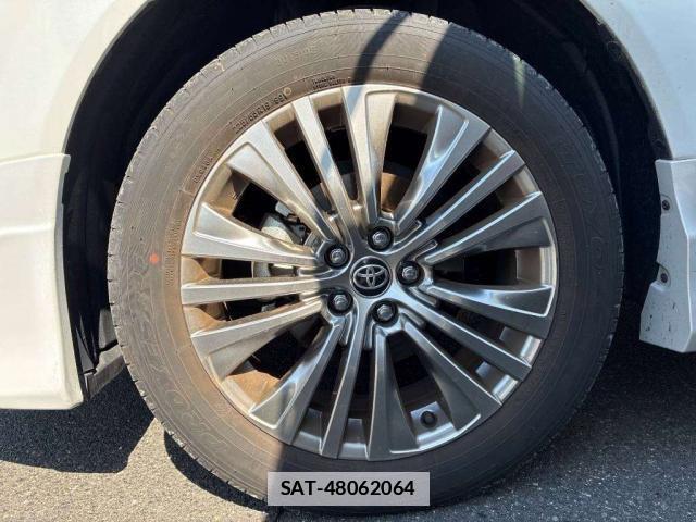 Toyota HARRIER 2025-02 7815126-8