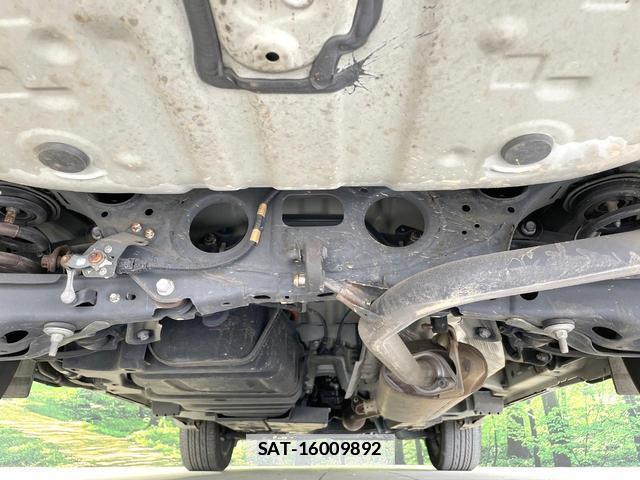 Toyota HARRIER 2016-12 7815919-18