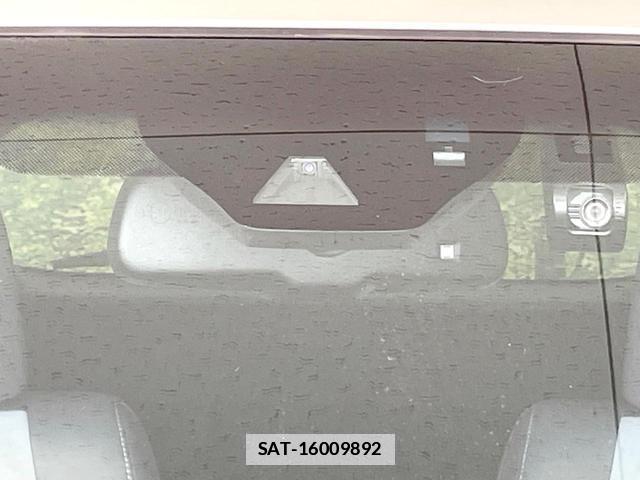 Toyota HARRIER 2016-12 7815919-5