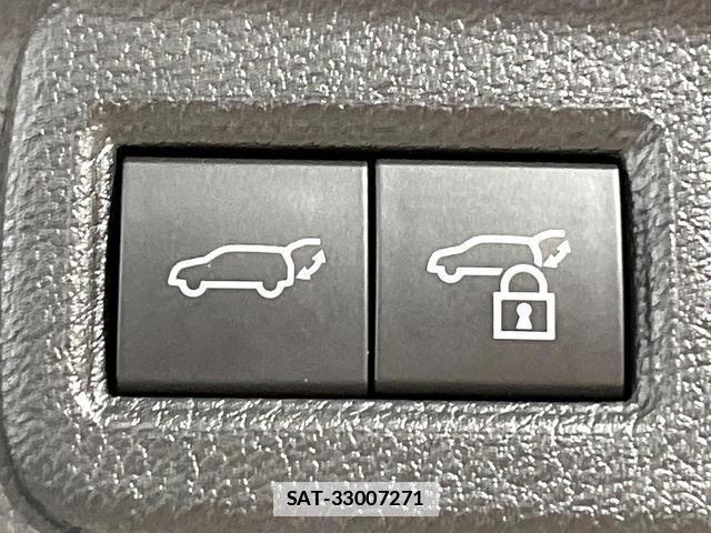 Toyota HARRIER 2023-06 7818973-5