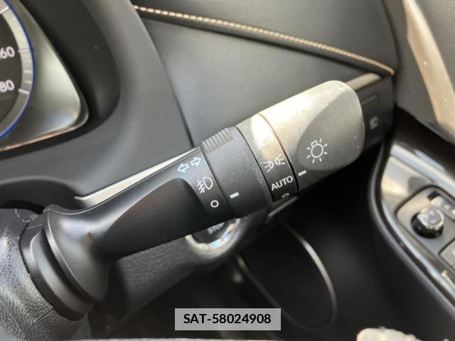 Toyota HARRIER 2018-06 7821087-16