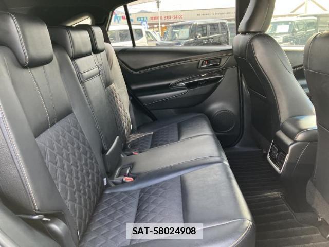 Toyota HARRIER 2018-06 7821087-4