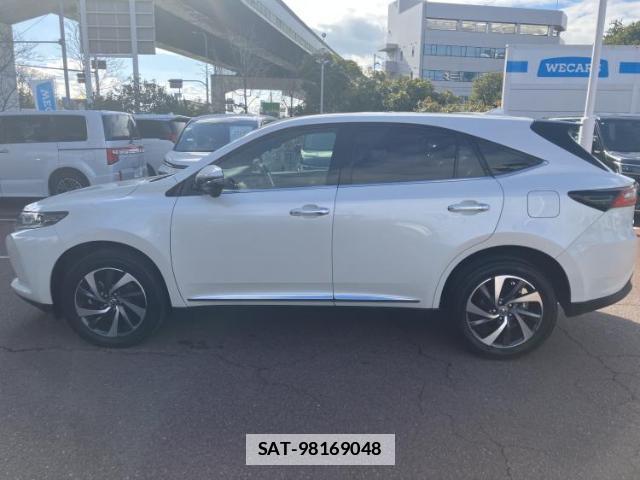 Toyota HARRIER 2017-06 7821382-1