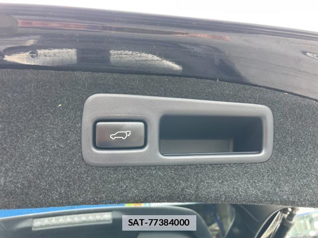 Toyota HARRIER 2017-06 7823132-15