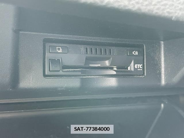 Toyota HARRIER 2017-06 7823132-16