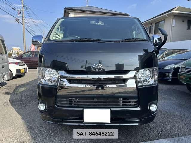 Toyota HIACE VAN 2017-07 7811659-1