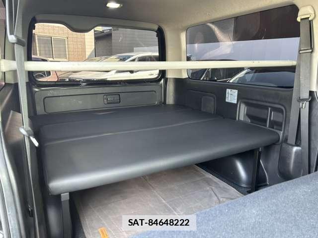 Toyota HIACE VAN 2017-07 7811659-13