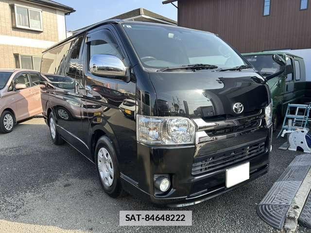 Toyota HIACE VAN 2017-07 7811659-9