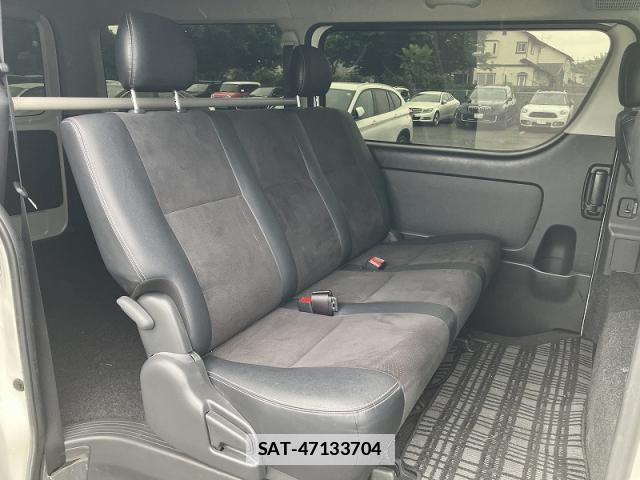 Toyota HIACE VAN 2017-03 7812332-5