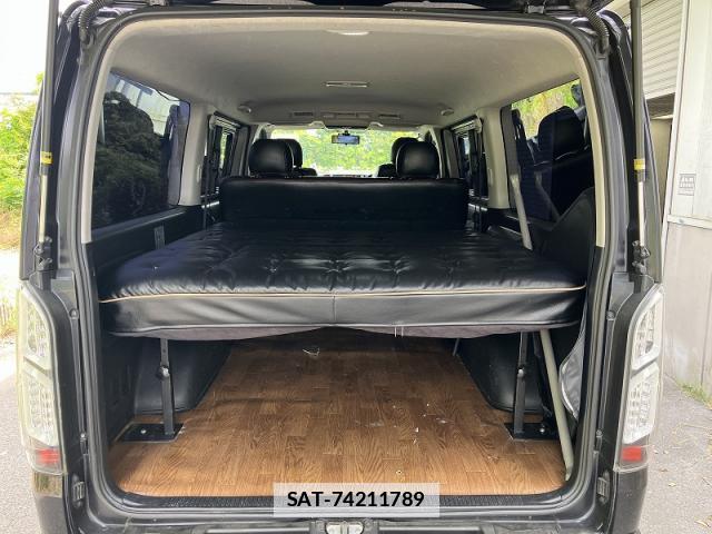 Toyota HIACE VAN 2017-06 7812354-6