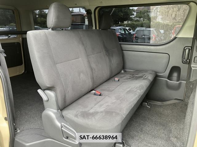 Toyota HIACE VAN 2024-03 7812356-5