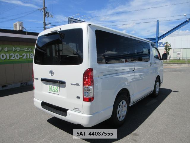 Toyota HIACE VAN 2025-07 7812449-3