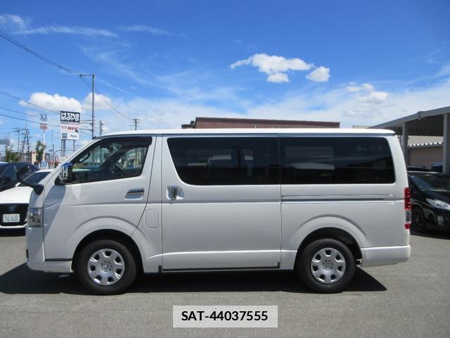 Toyota HIACE VAN 2025-07 7812449-5