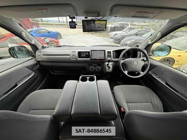 Toyota HIACE VAN 2012-10 7812517-3