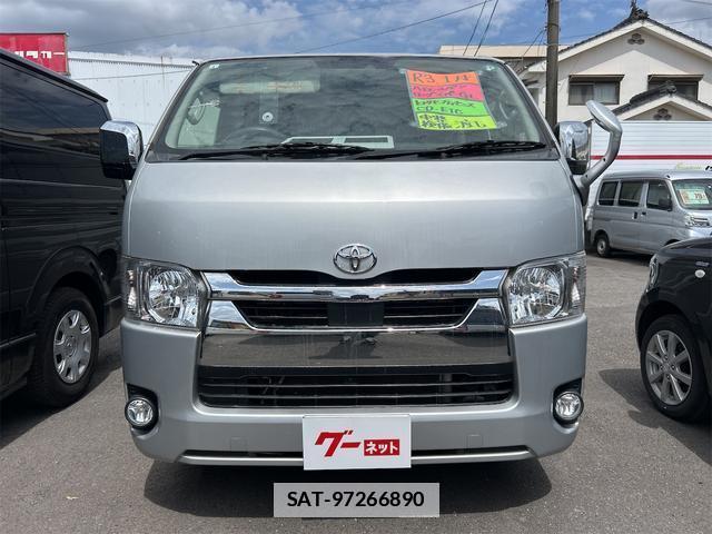 Toyota HIACE VAN 2021-01 7812798-11