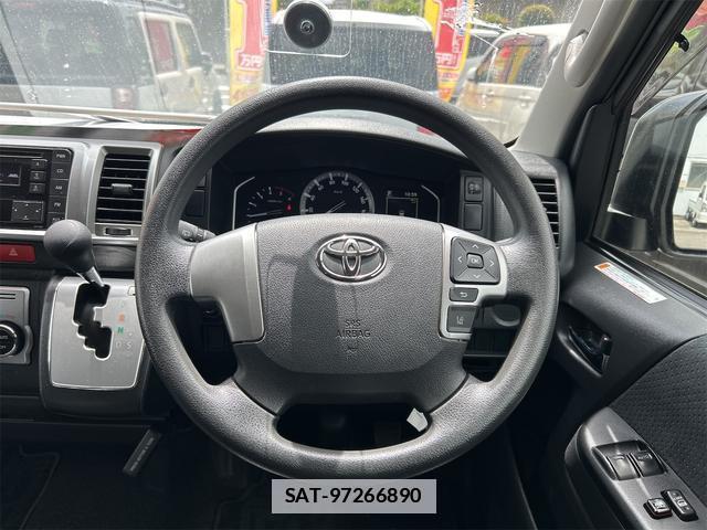 Toyota HIACE VAN 2021-01 7812798-2