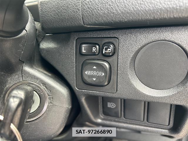 Toyota HIACE VAN 2021-01 7812798-9