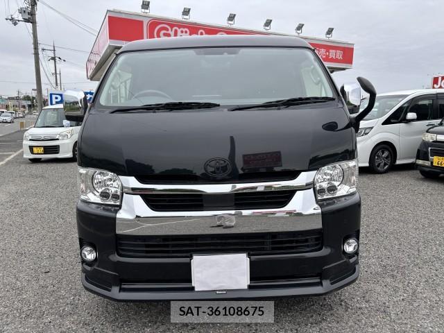 Toyota HIACE VAN 2021-09 7813512-12