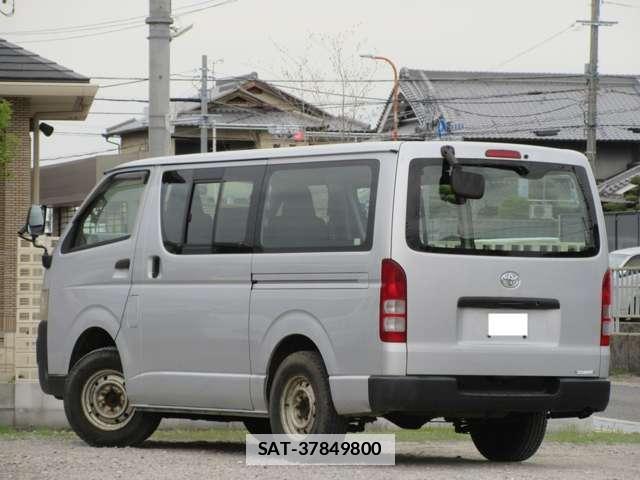 Toyota HIACE VAN 2006-01 7813537-10