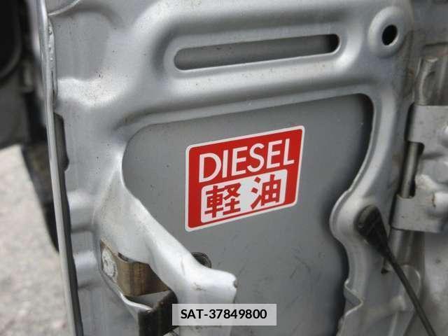 Toyota HIACE VAN 2006-01 7813537-5