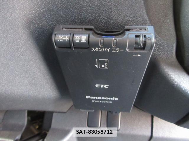 Toyota HIACE VAN 2005-11 7813545-16