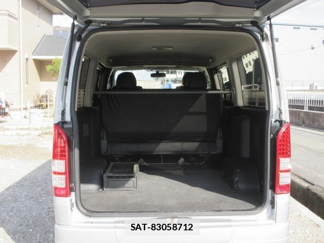 Toyota HIACE VAN 2005-11 7813545-17