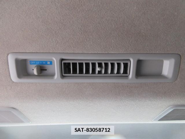 Toyota HIACE VAN 2005-11 7813545-18