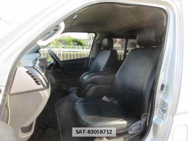 Toyota HIACE VAN 2005-11 7813545-6